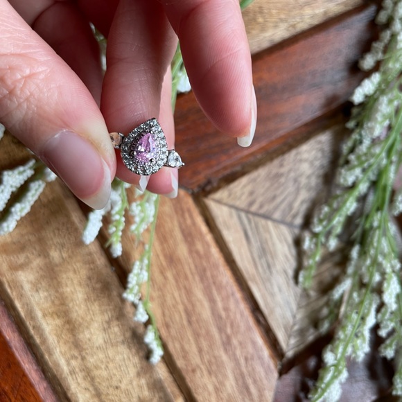 Ring - Picture 5 of 13